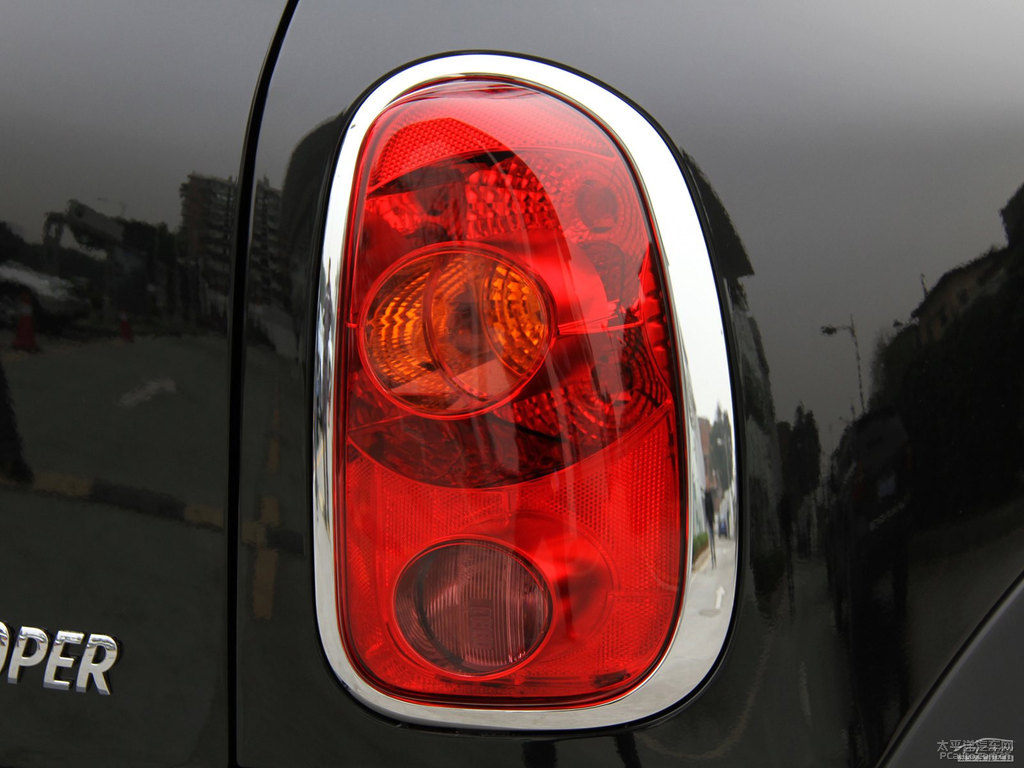 MINI COUNTRYMAN܇β^DƬ