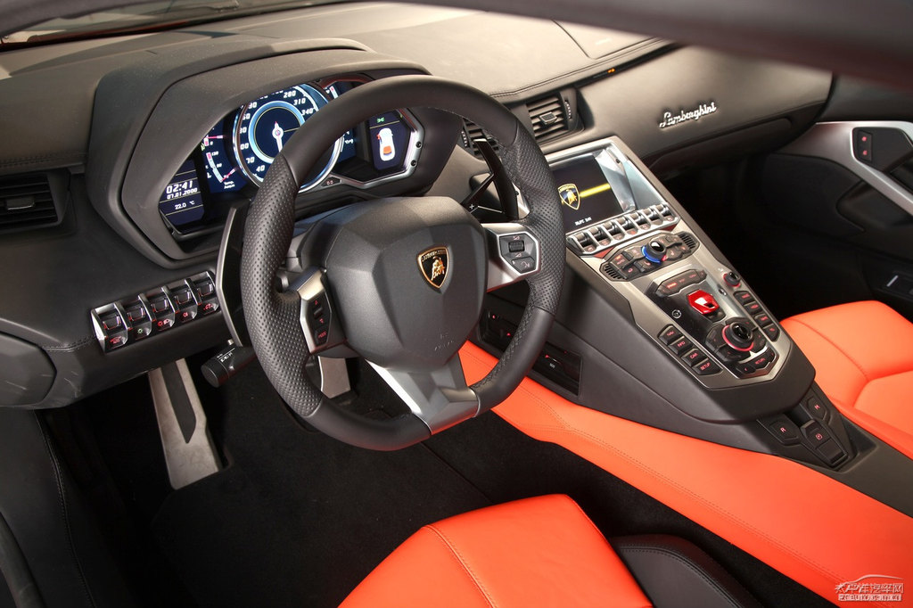 tɫAventador΃(ni)DƬ