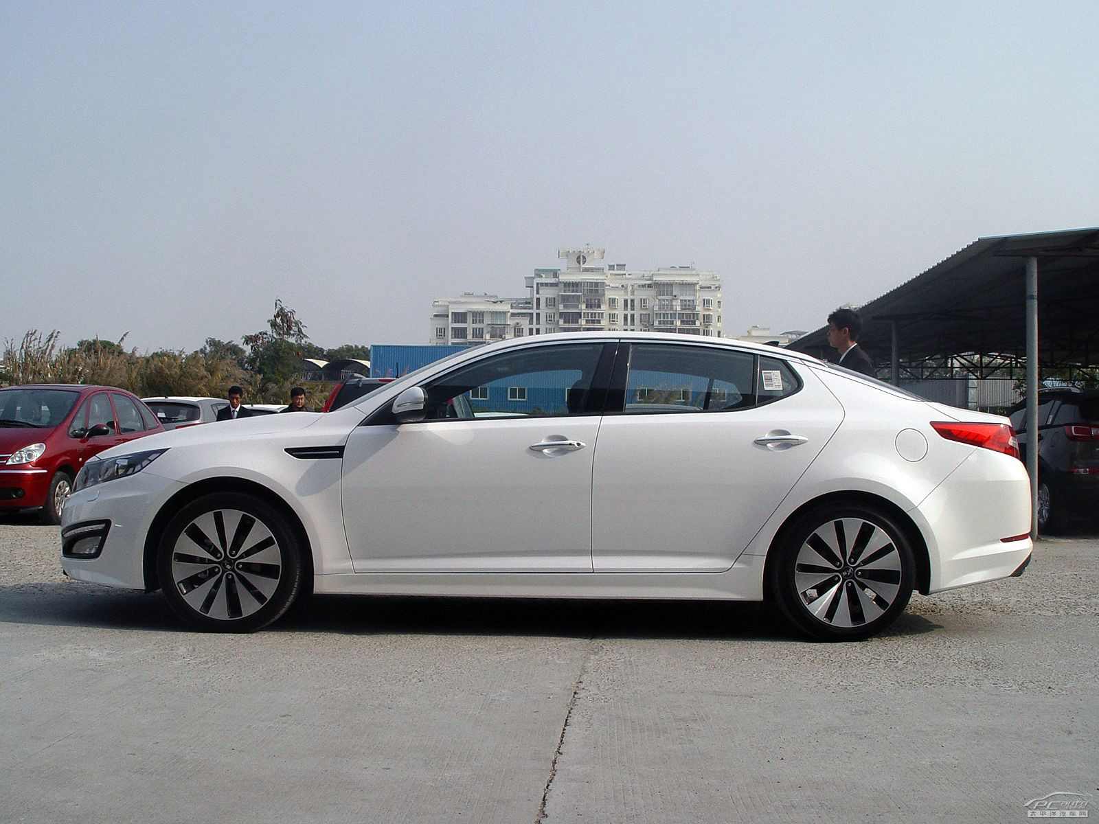 起亞K5凱酷外觀高清大圖