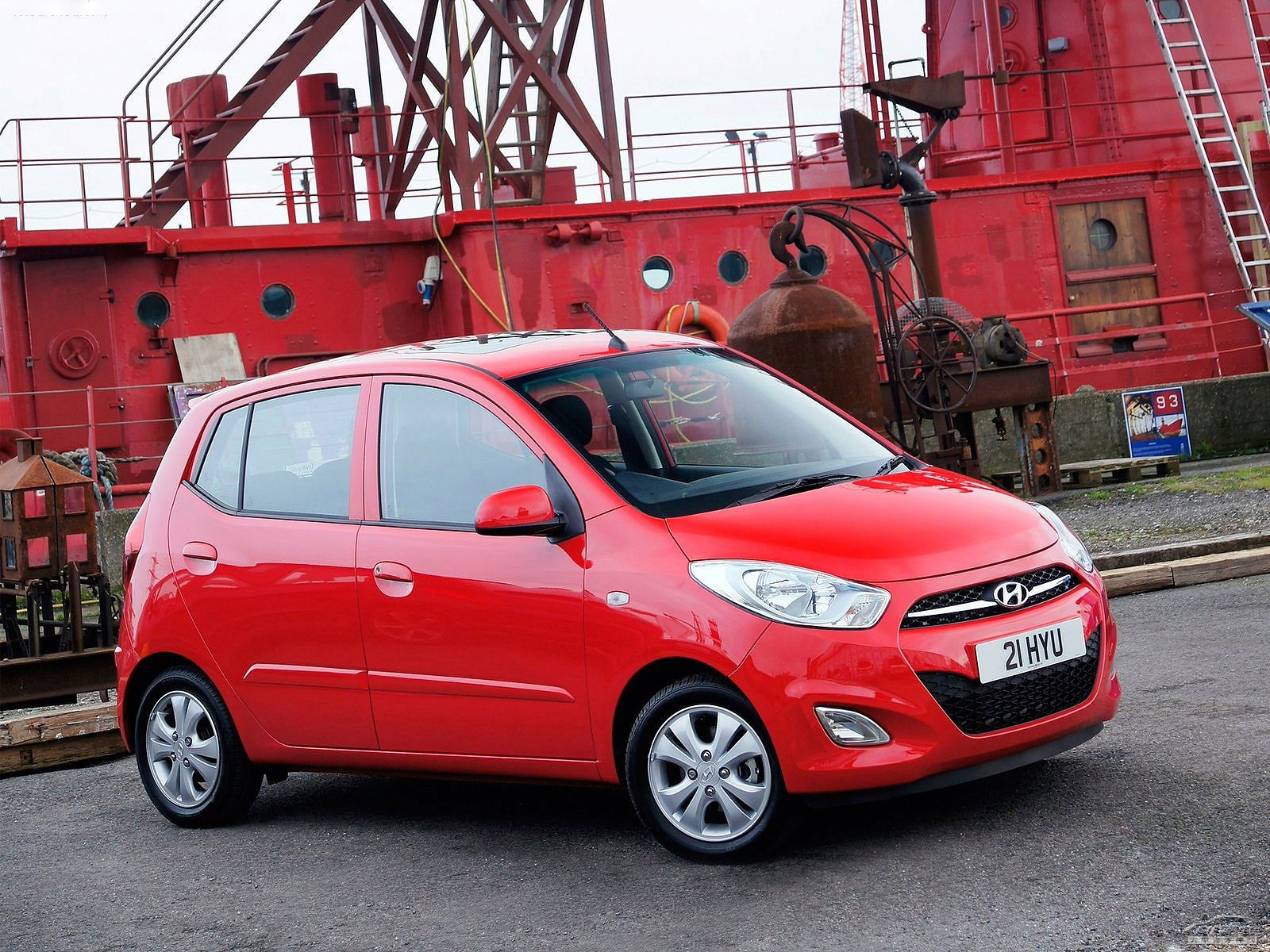 現(xiàn)代i10外觀高清大圖