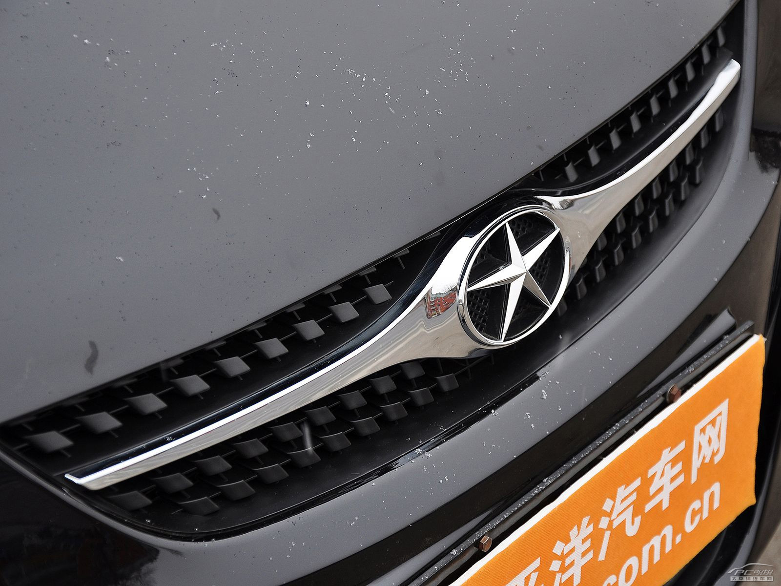 瑞風(fēng)M2外觀高清大圖