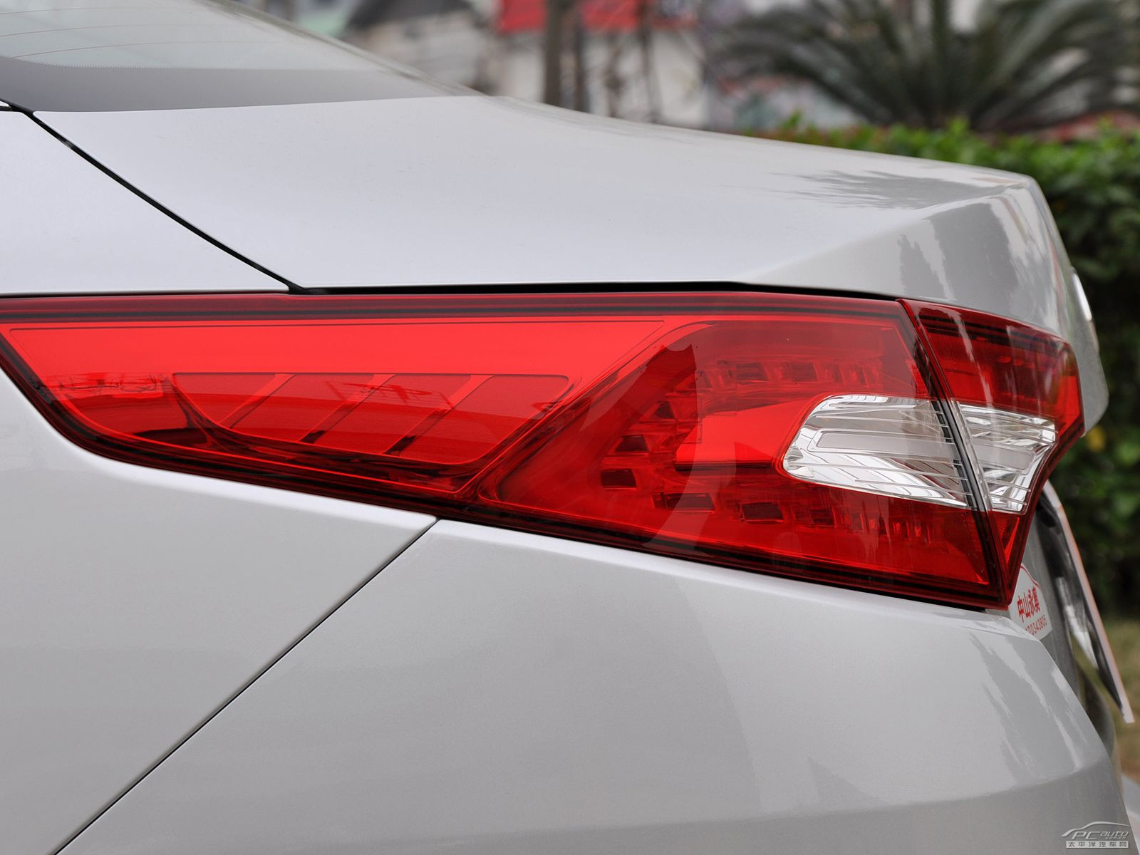 起亞K5凱酷外觀高清大圖