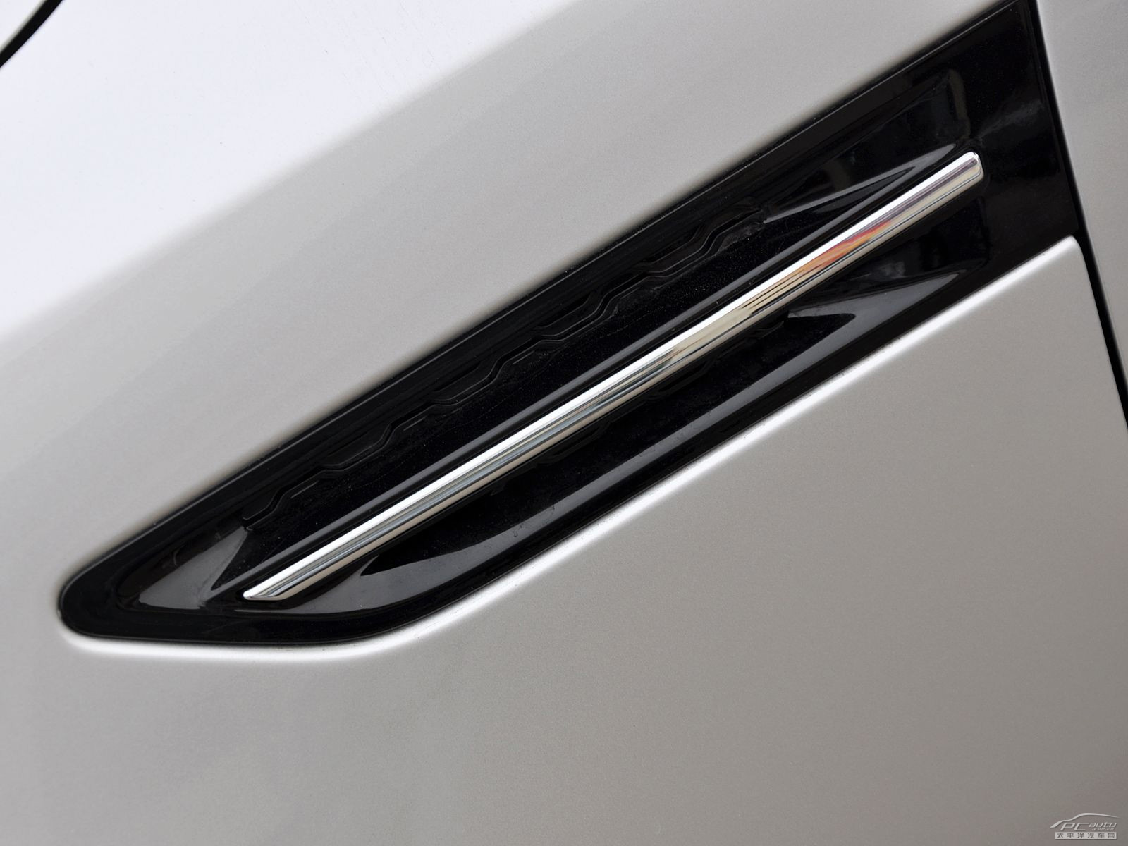 起亞K5凱酷外觀高清大圖