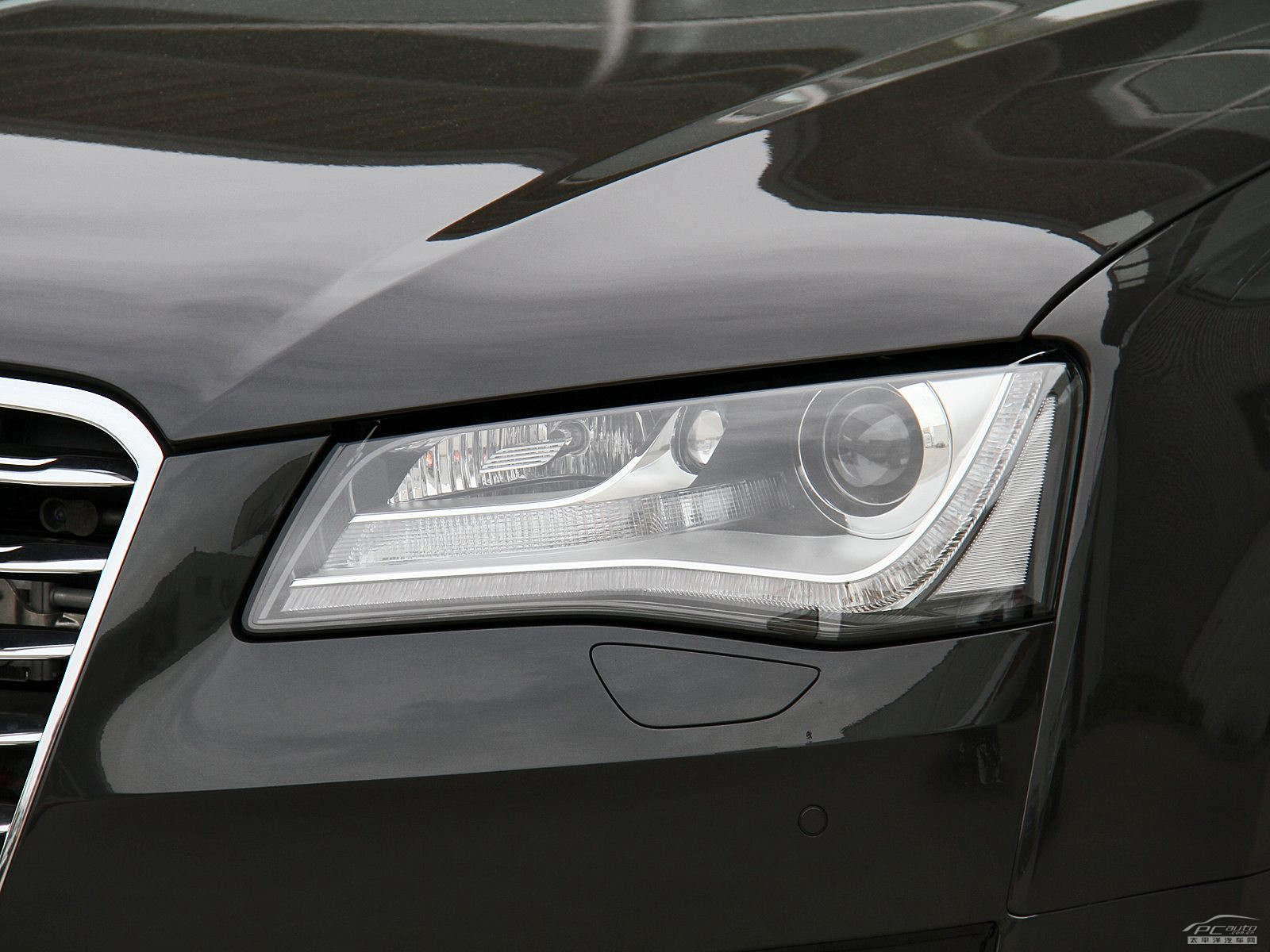 奧迪A8L外觀高清大圖