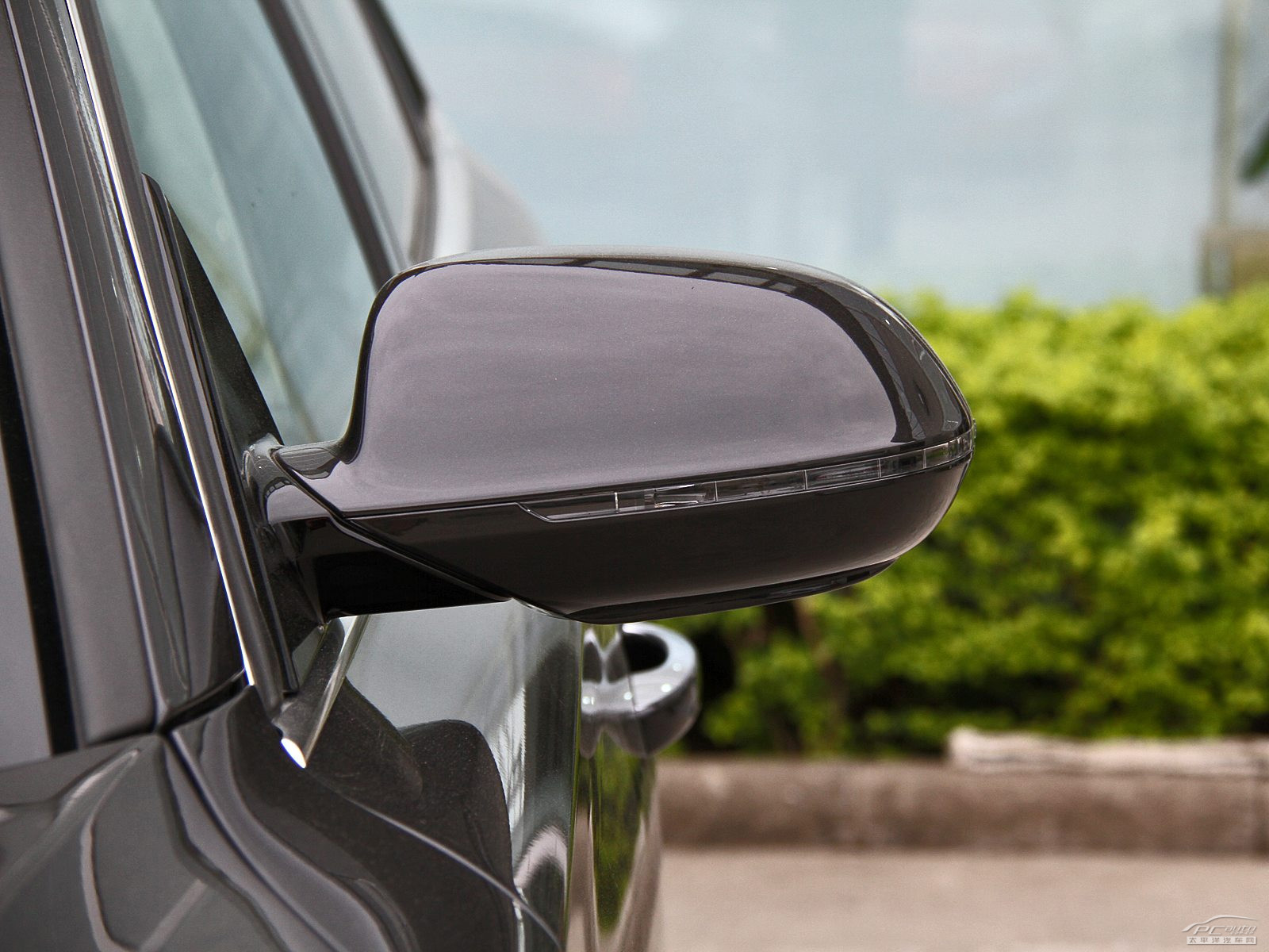 奧迪A8L外觀高清大圖