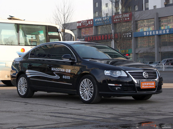 老款迈腾享8000元优惠--有少量现车