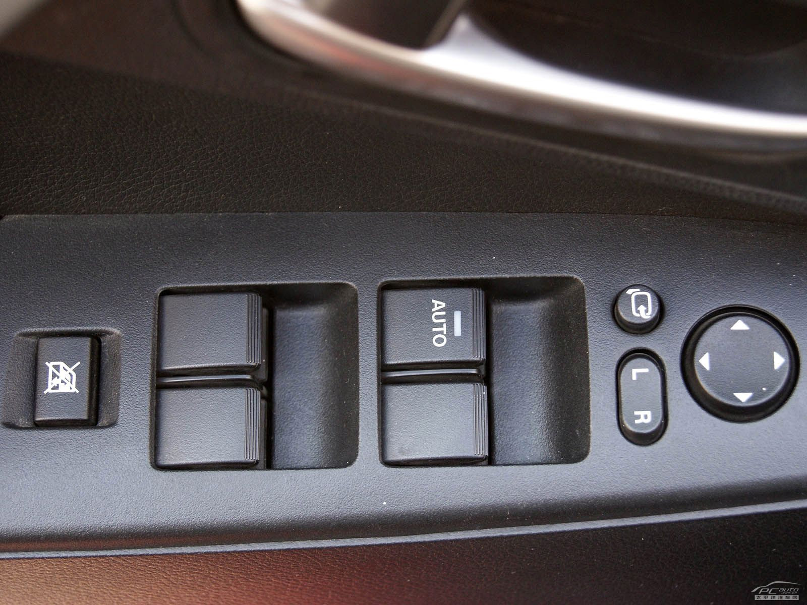 馬自達(dá)3(海外)內(nèi)飾高清大圖