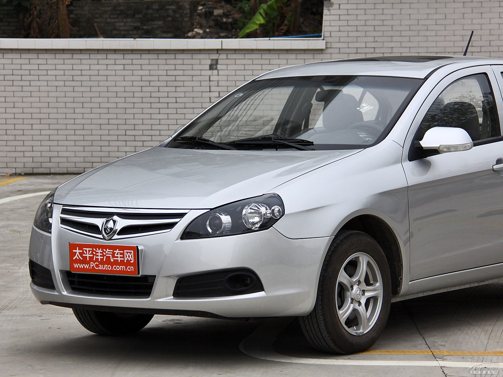 長(zhǎng)安CX30外觀高清大圖