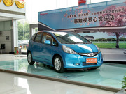 2011款 1.5L AT 全景天窗版 2011款 1.5L AT 全景天窗版