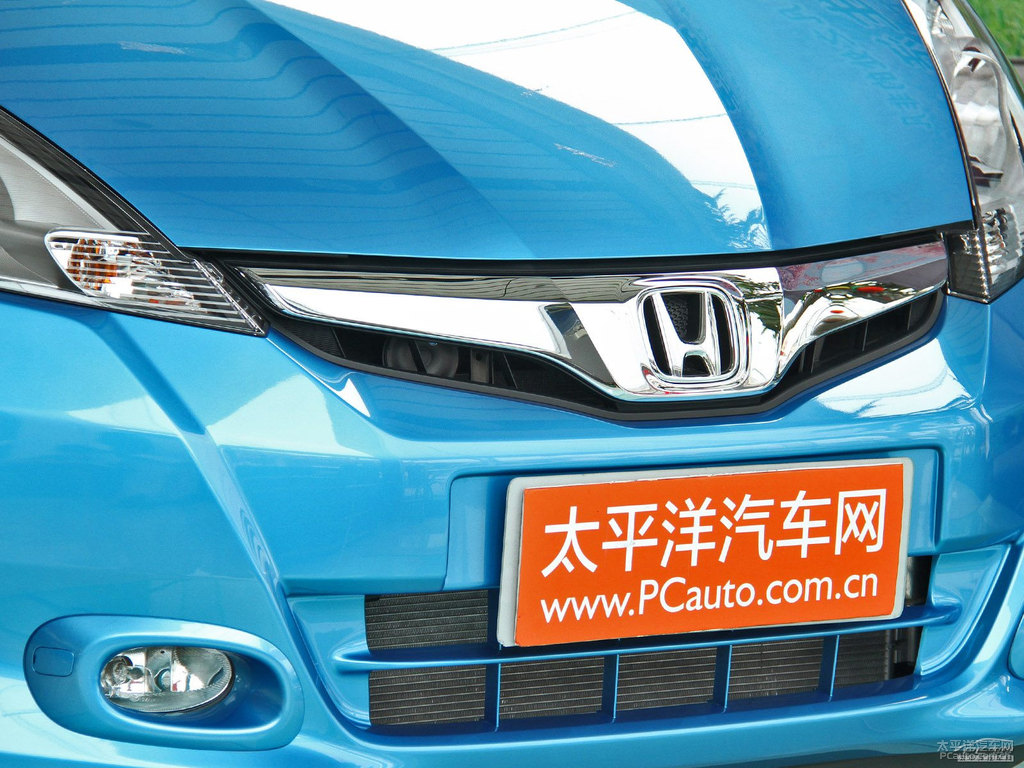 巴黎藍飛度車頭外觀圖片