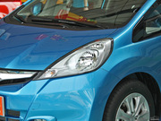 2011款 1.5L AT 全景天窗版 2011款 1.5L AT 全景天窗版