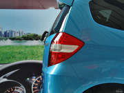 2011款 1.5L AT 全景天窗版 2011款 1.5L AT 全景天窗版