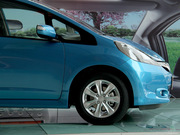 2011款 1.5L AT 全景天窗版 2011款 1.5L AT 全景天窗版