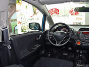 2011款 1.5L AT 全景天窗版 2011款 1.5L AT 全景天窗版