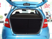 2011款 1.5L AT 全景天窗版 2011款 1.5L AT 全景天窗版