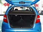 2011款 1.5L AT 全景天窗版 2011款 1.5L AT 全景天窗版