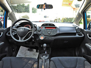 2011款 1.5L AT 全景天窗版 2011款 1.5L AT 全景天窗版