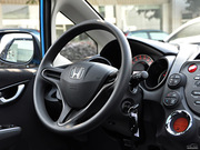 2011款 1.5L AT 全景天窗版 2011款 1.5L AT 全景天窗版