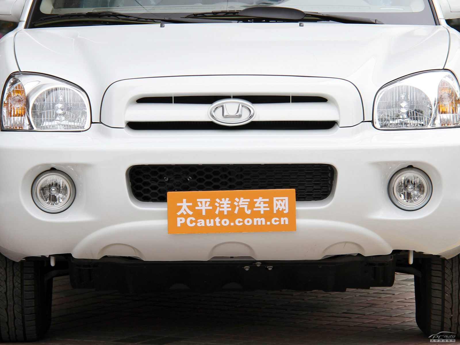 經(jīng)典圣達(dá)菲外觀高清大圖