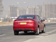 2011款 1.5L MT 尊逸型 2011款 1.5L MT 尊逸型