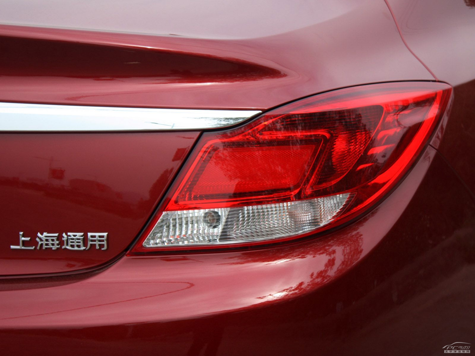 君威外觀高清大圖