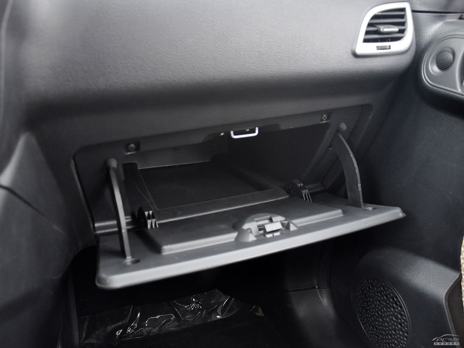 長(zhǎng)城M1內(nèi)飾高清大圖