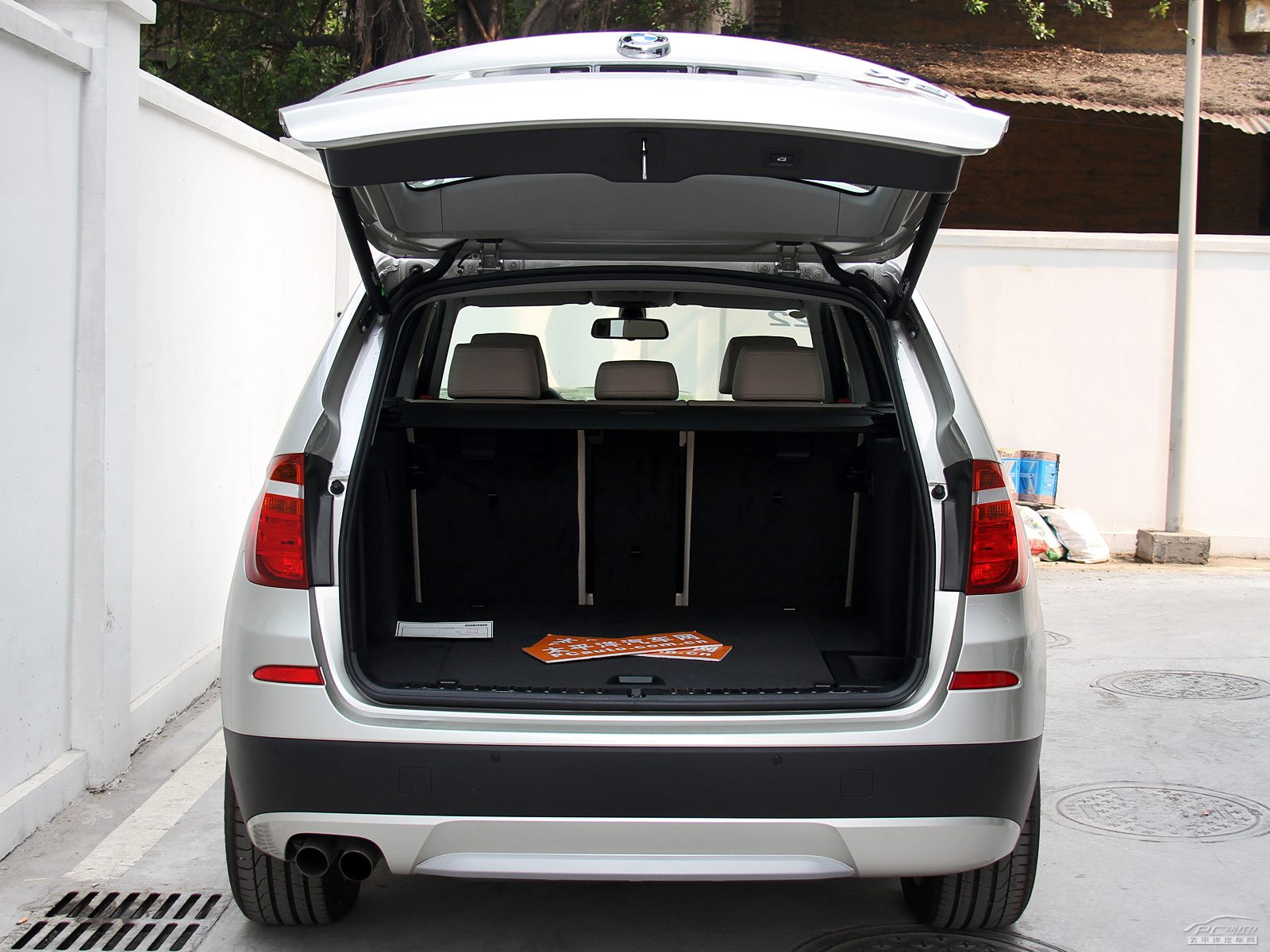 寶馬X3(進(jìn)口)空間高清大圖