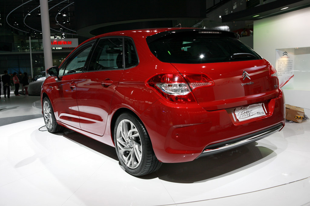 雪鐵龍C4(海外)車(chē)展高清大圖
