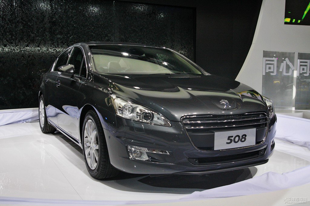 標(biāo)致508圖片