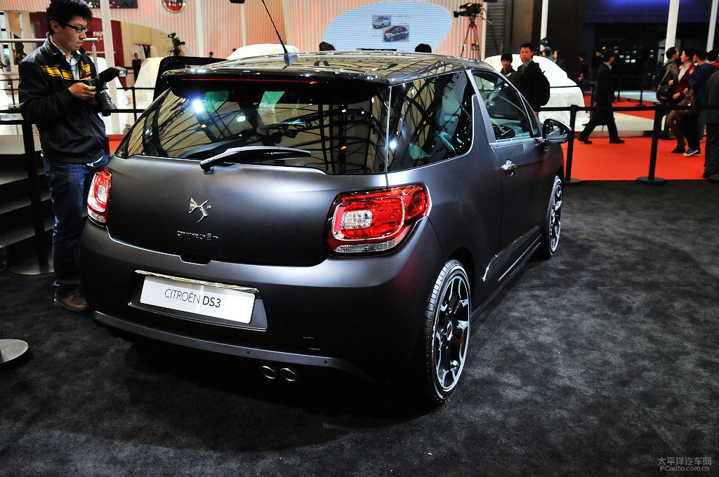 DS 3DƬ