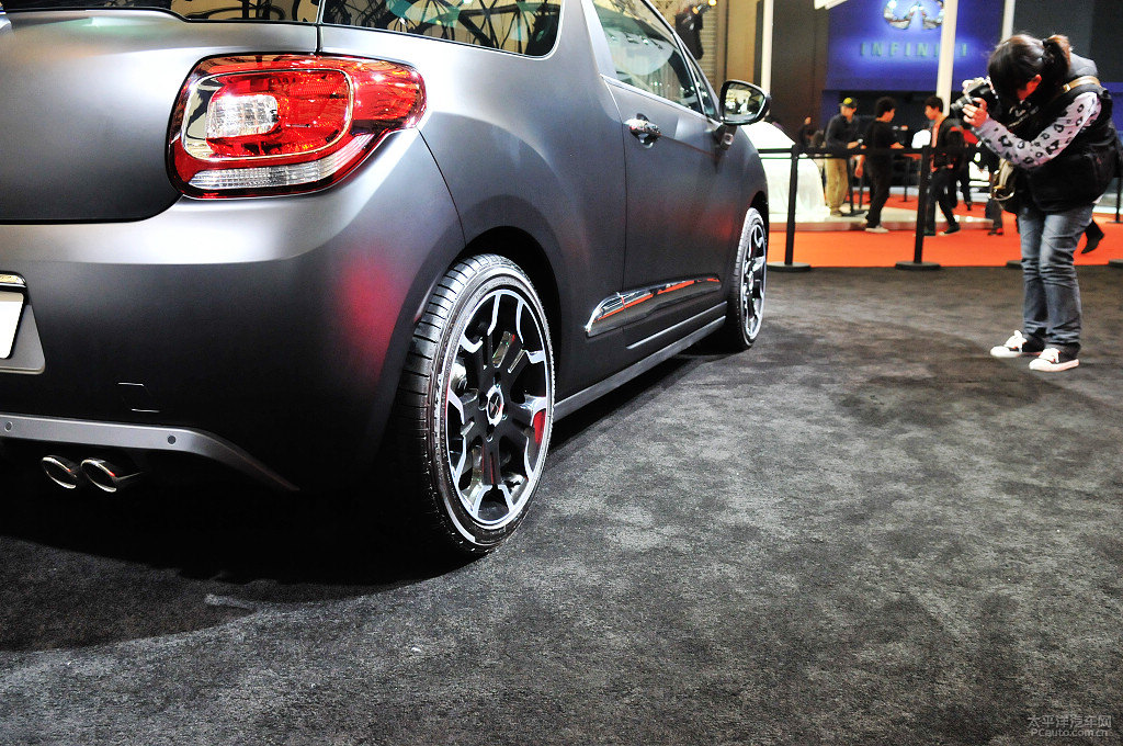 DS 3DƬ