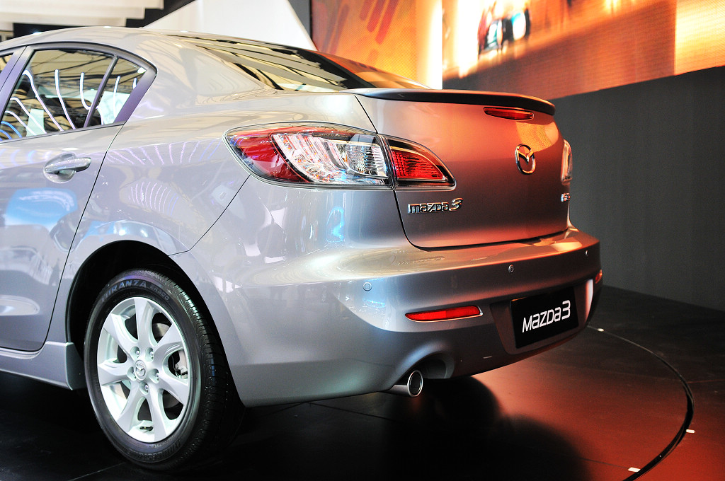 馬自達(dá)3車展高清大圖