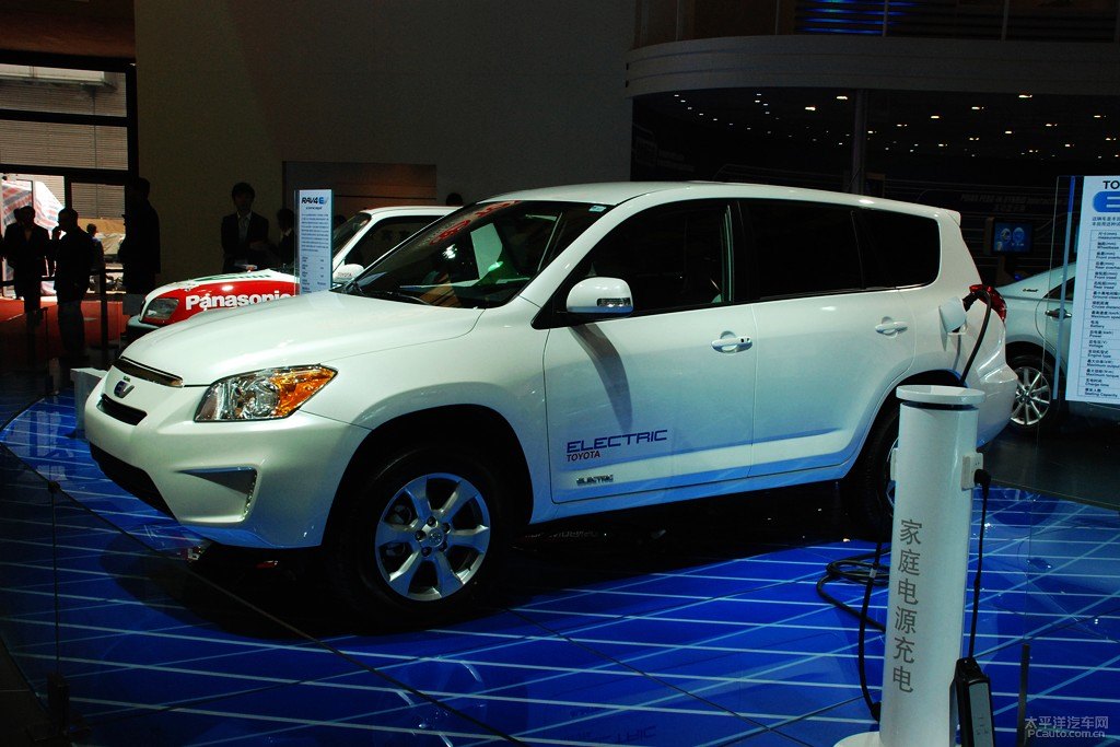 RAV4榮放圖片