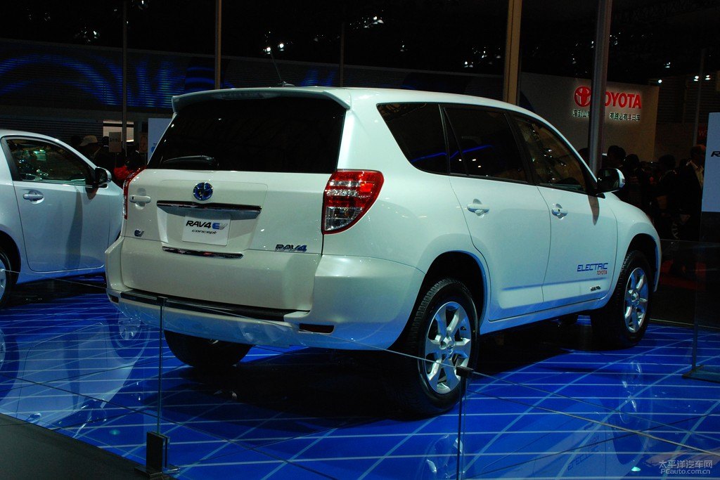 RAV4榮放圖片