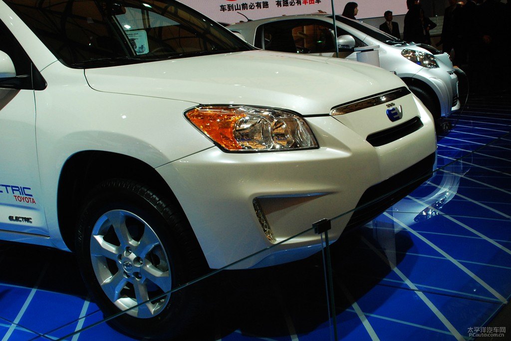 RAV4榮放圖片