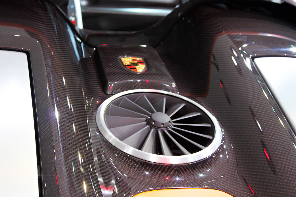 保時(shí)捷918車展高清大圖