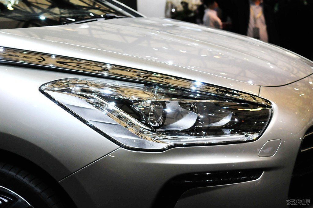 DS 5(M)DƬ