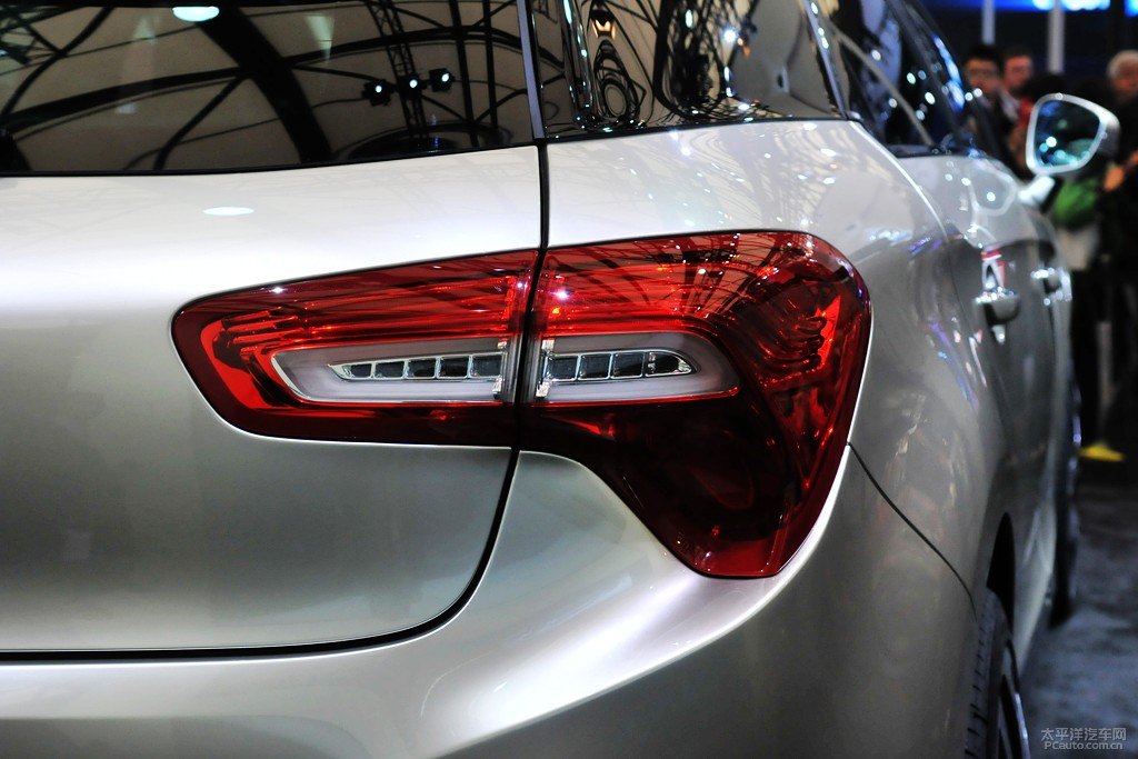 DS 5(M)DƬ