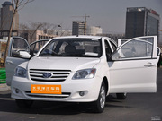 2010款 1.3L MT 豪華型(國四帶氣囊)