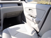 2010款 1.3L MT 豪華型(國(guó)四帶氣囊) 2010款 1.3L MT 豪華型(國(guó)四帶氣囊)