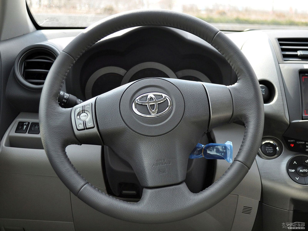 RAV4榮放內(nèi)飾圖片