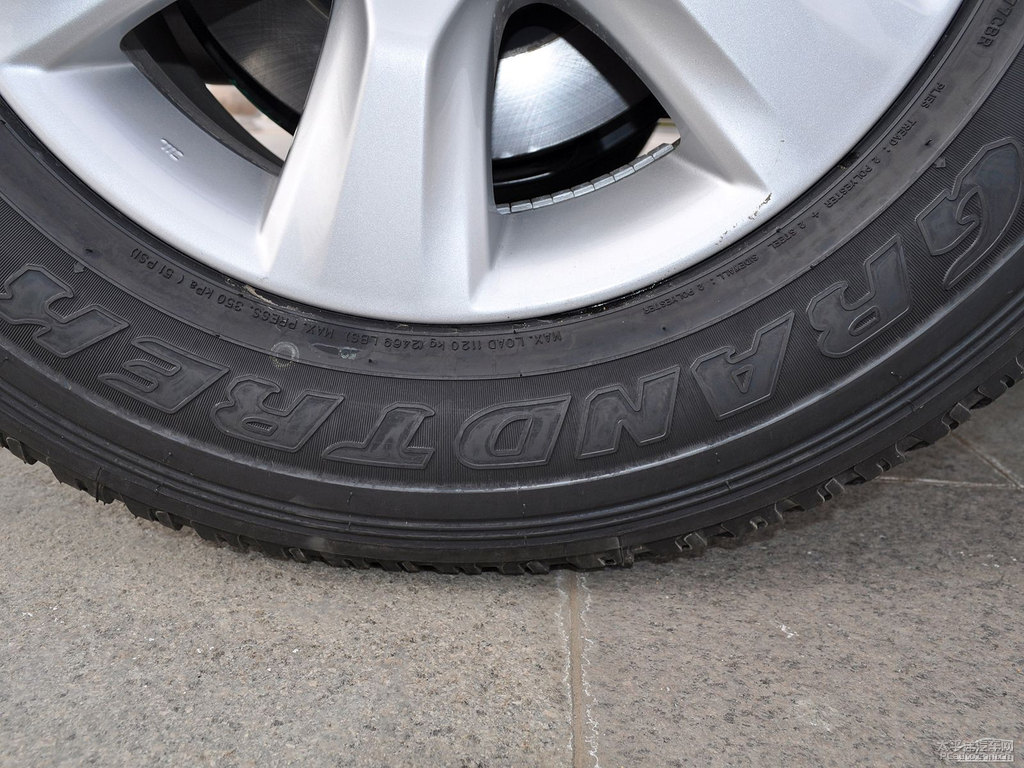 (j)ɫ༚(x)(ji)(x)(ji)DƬ