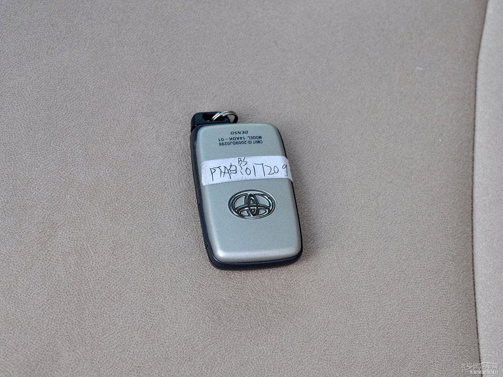 (j)ɫ༚(x)(ji)(x)(ji)DƬ