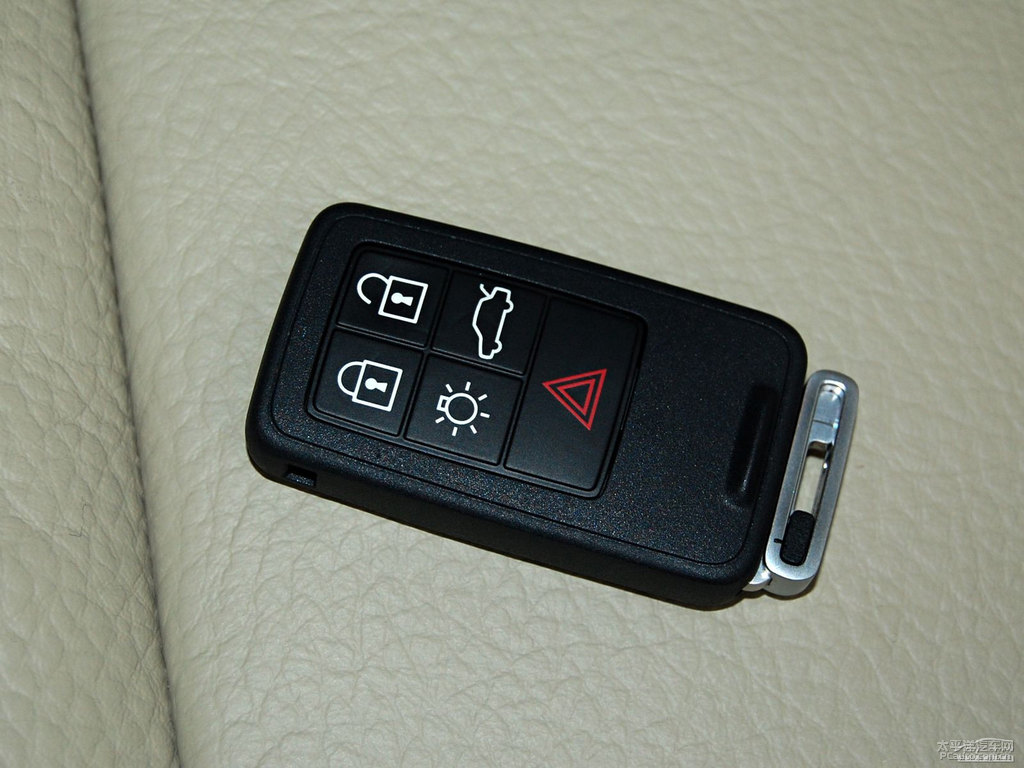 ɫ֠XC60(M(jn))(x)(ji)DƬ