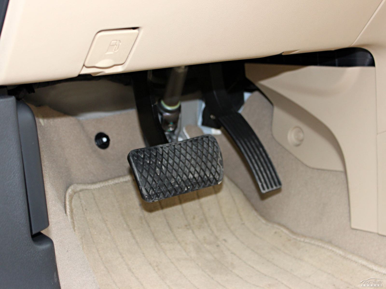 名爵3內(nèi)飾高清大圖