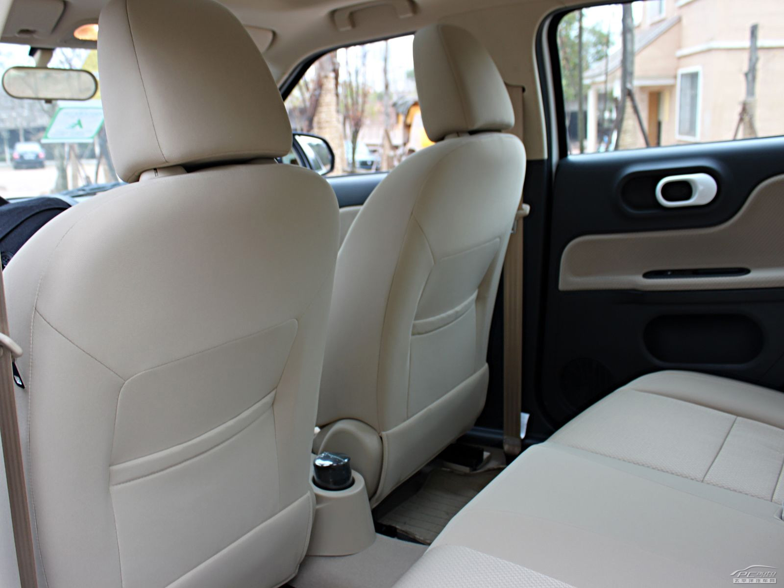 名爵3內(nèi)飾高清大圖