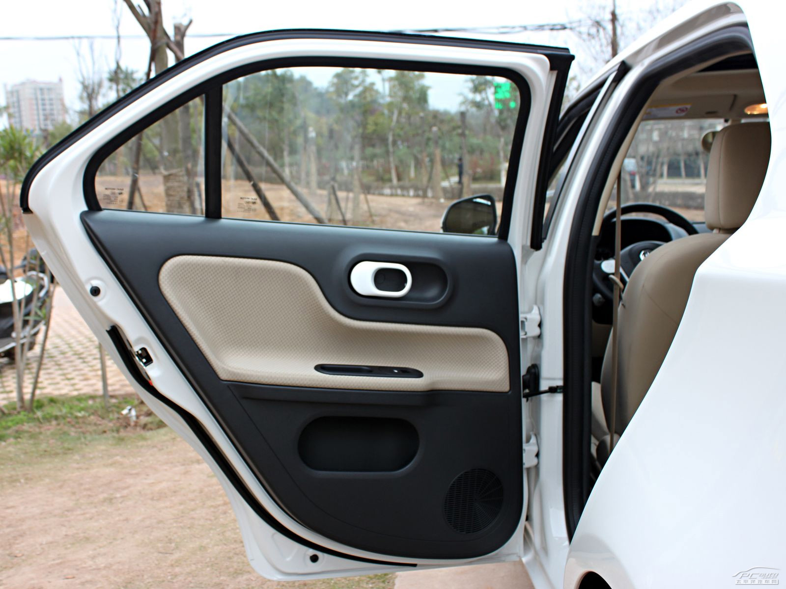 名爵3內(nèi)飾高清大圖