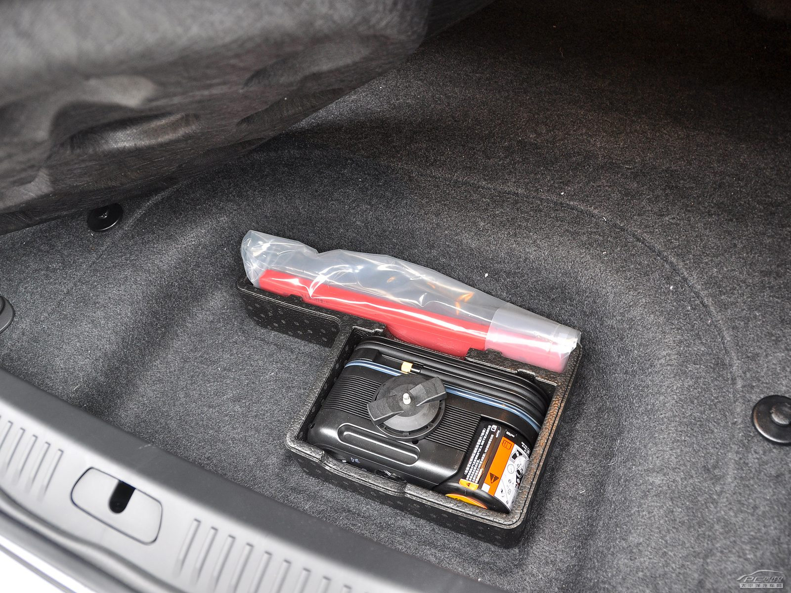 凱迪拉克CTS空間高清大圖