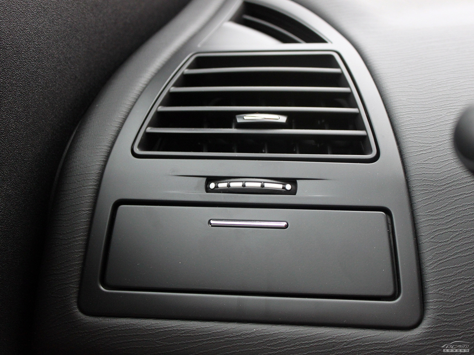 經(jīng)典世嘉內(nèi)飾高清大圖