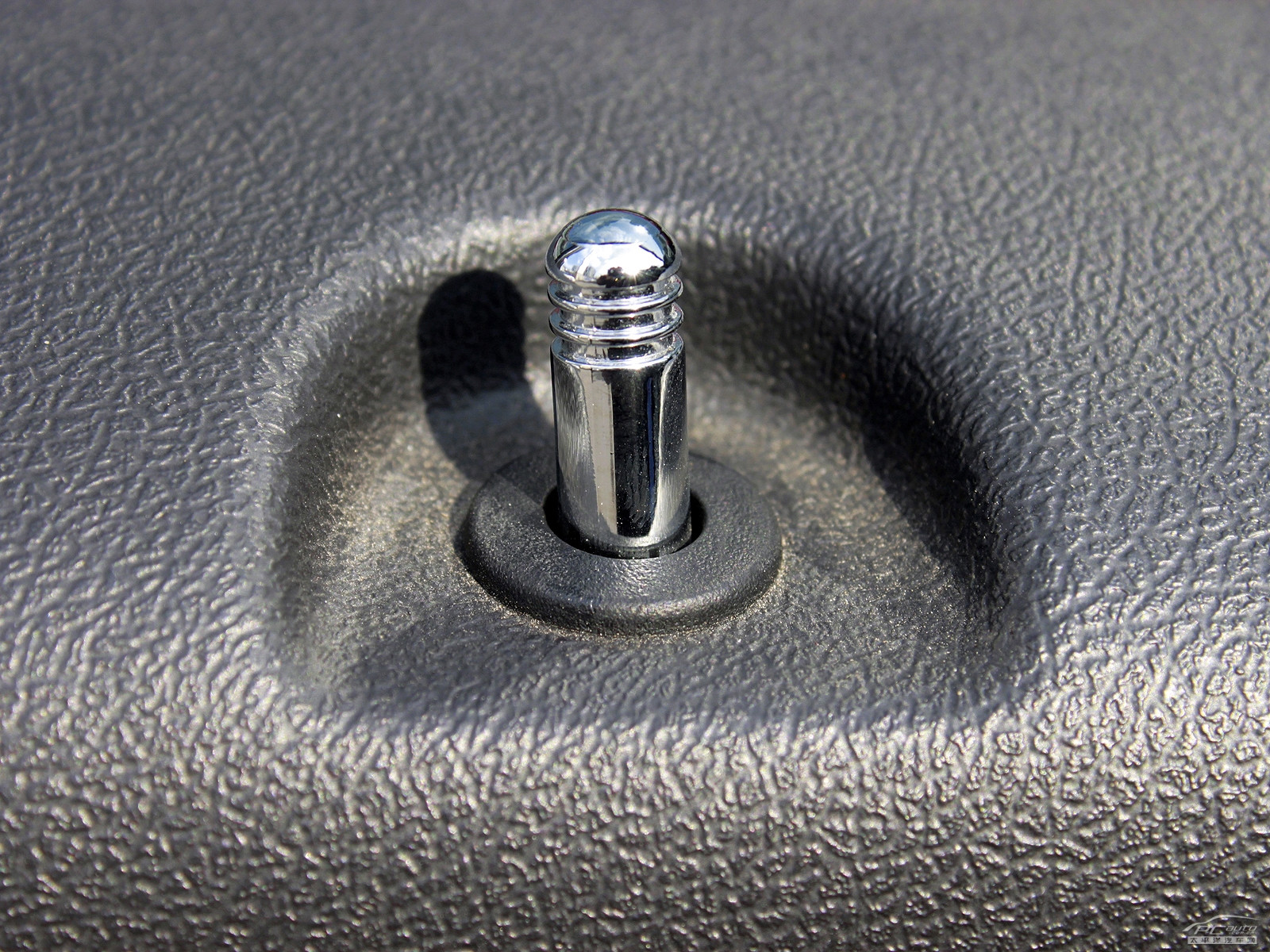 指南者(進口)內飾高清大圖